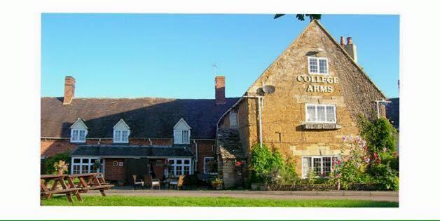 Hotel The College Arms Stratford-upon-Avon Exterior foto